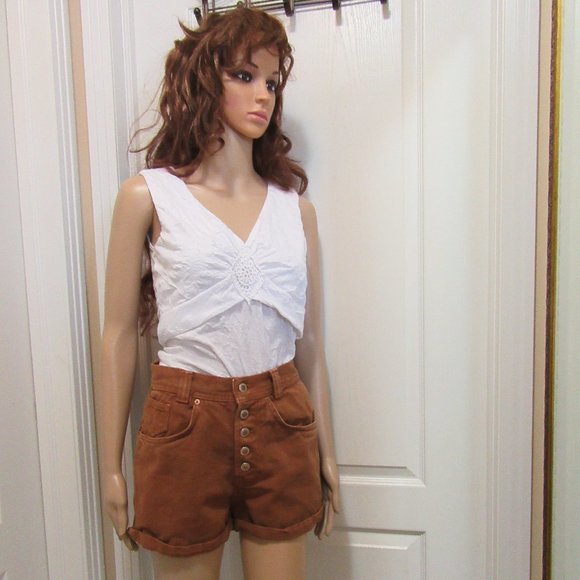 Vintage -Ladies small Jean short's Below The Belt Button fly - Picture 1 of 13